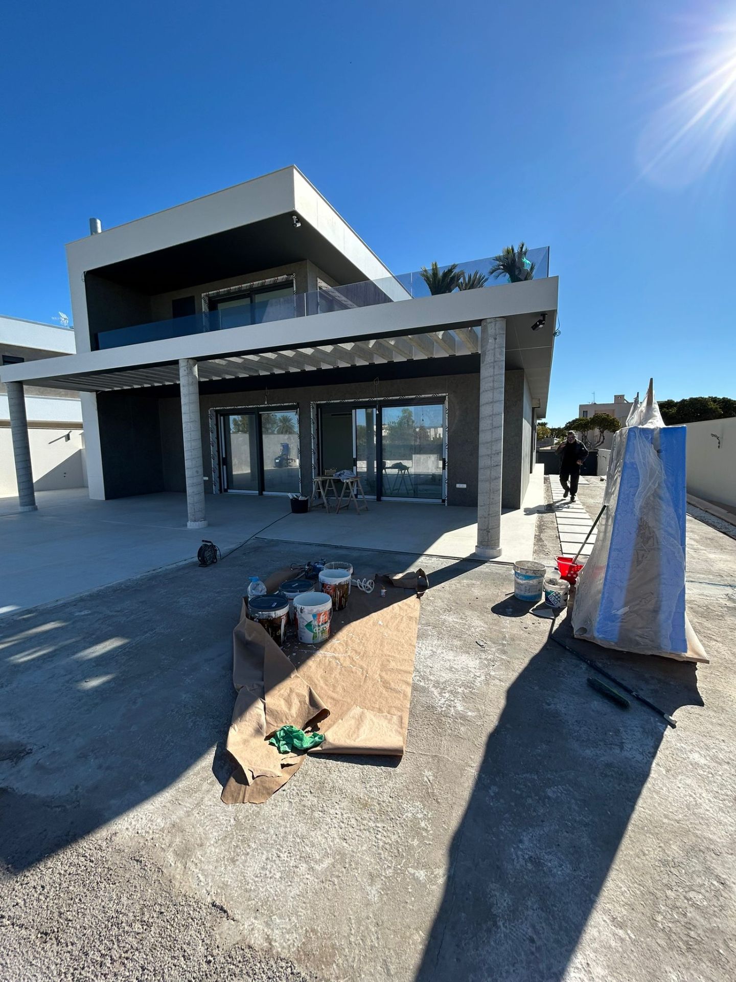 Villa moderna con acabados premium en Almería